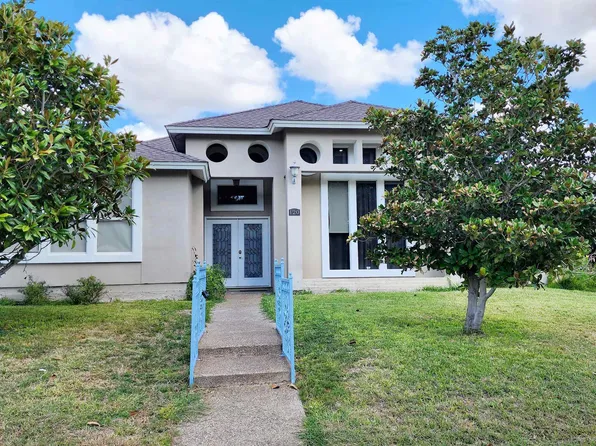 120 Flathead Lake Dr, Laredo, TX 78041