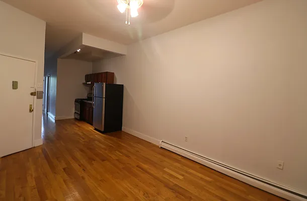 Rented by Compass | media 49