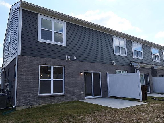 5th image of 4960 Pebble Ct #88