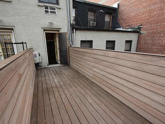 5th image of 323 W 30th St APT C4