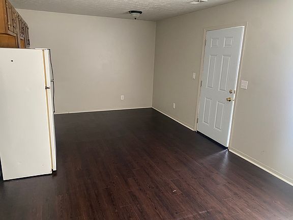 2nd image of 2203 9th Ave #6