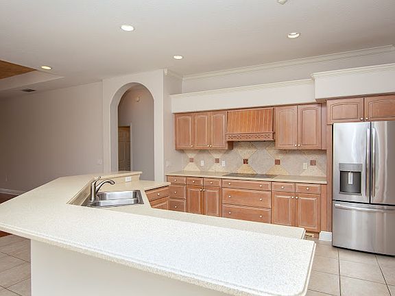 5th image of 9996 Cherry Hills Avenue Cir