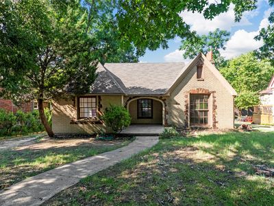 911 Valencia St, Dallas, TX, 75223