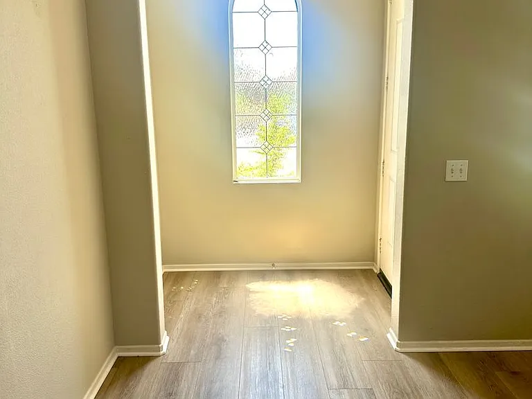 36026 Kiel Ct — Photo 7