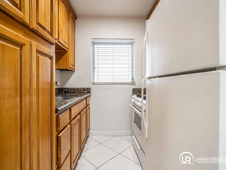 7640 Carlyle Ave #9B — Photo 14