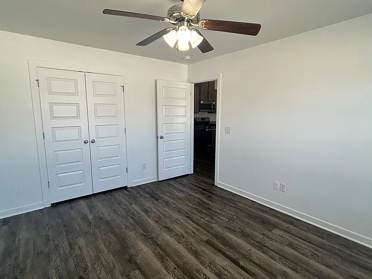 644 Hidden Springs Dr — Photo 8