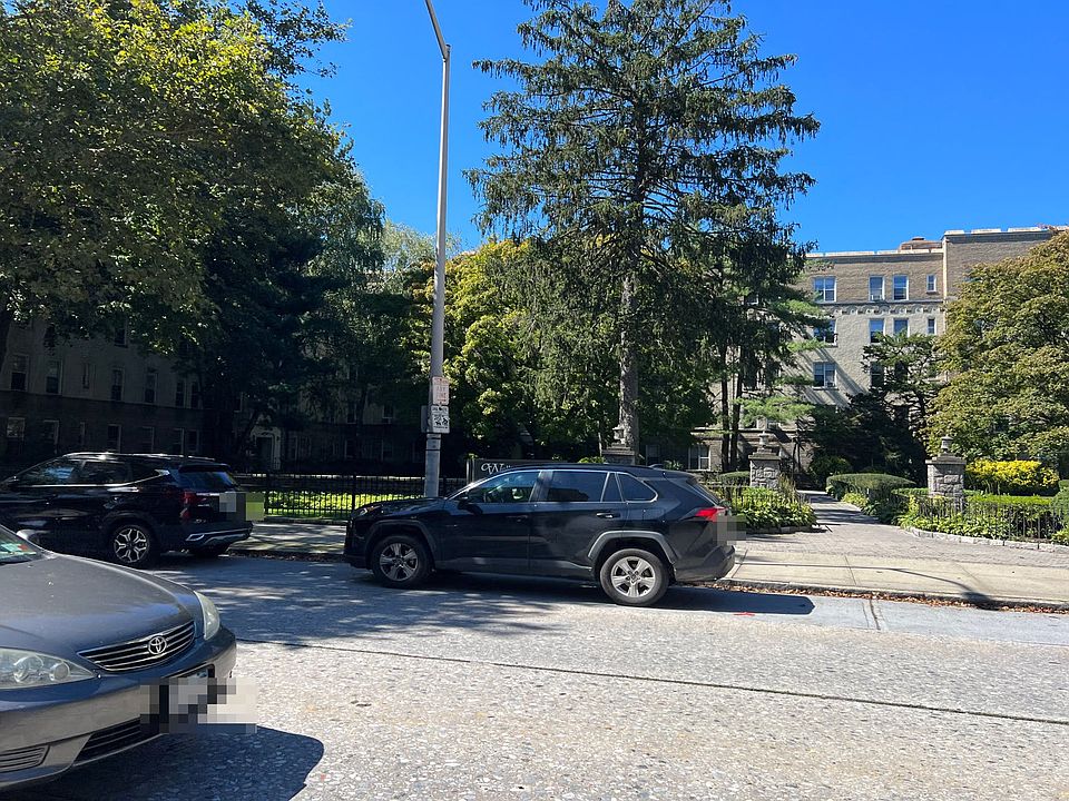 1st image of 472 Gramatan Ave #5AA