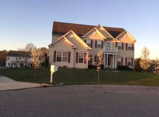 719 N Channel Dr, Glen Burnie, MD 21060