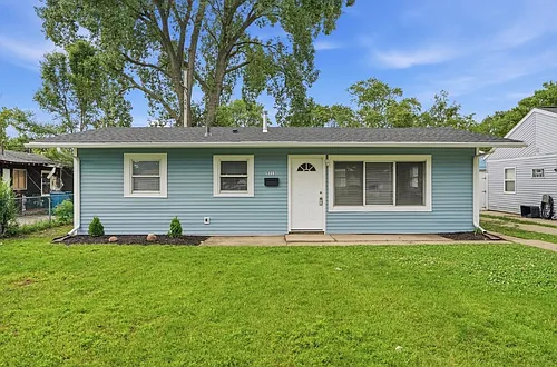 3319 175th Pl Photo 1