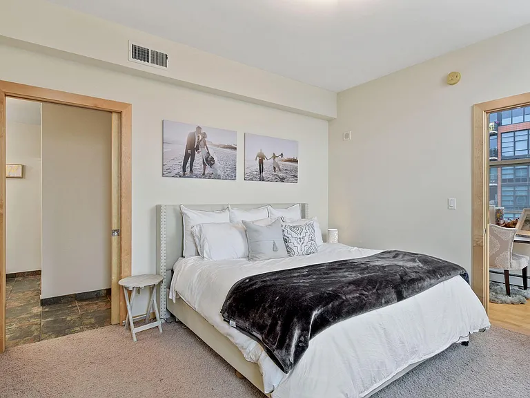 215 10th Ave S #735 — Photo 14