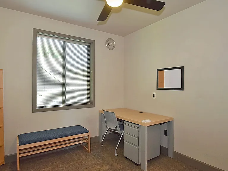817 E Nora Ave — Photo 9