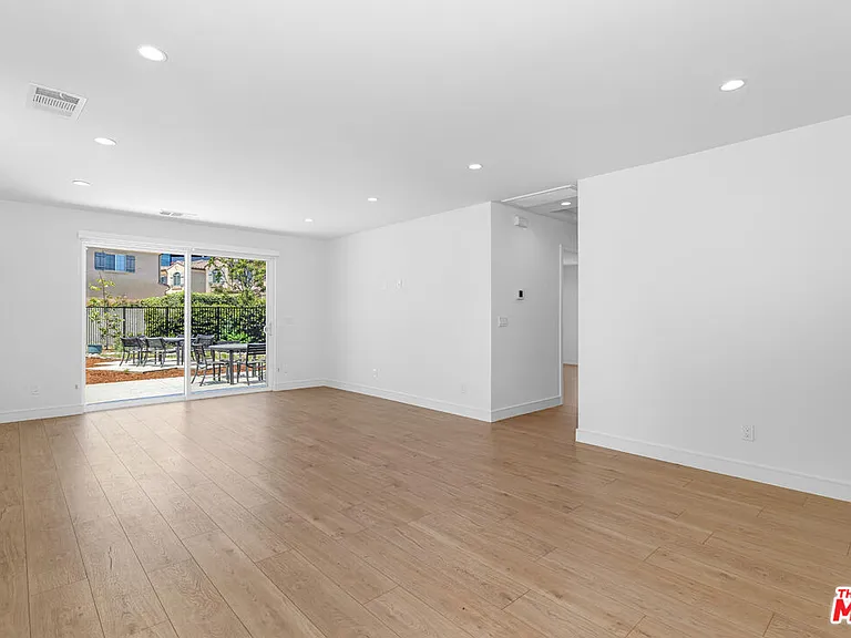 345 Genoa St #ADU — Photo 7