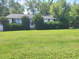 7929 Whitcomb St, Merrillville, IN 46410