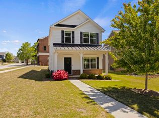 352 Arnold Mill Rd, Simpsonville, SC 29680