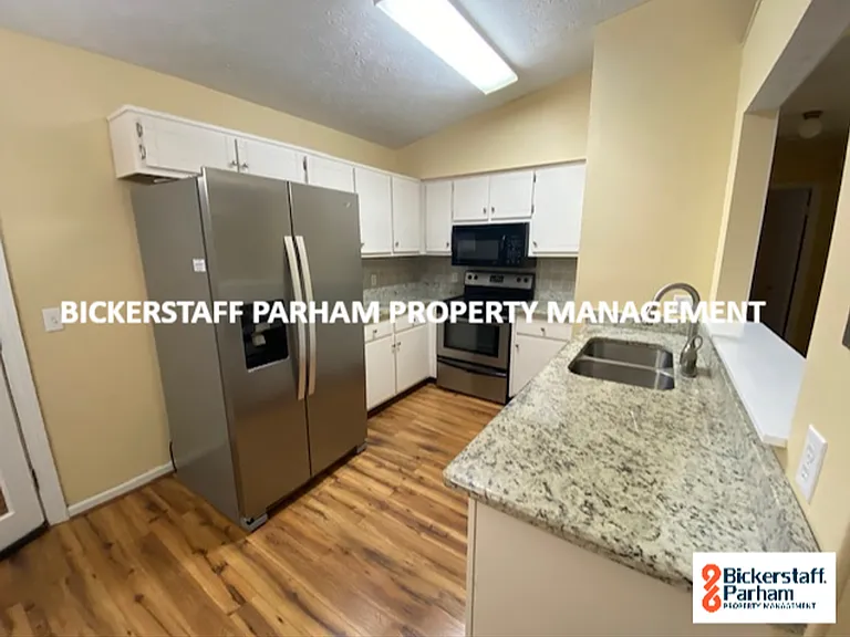 6319 Milgen Rd #4 — Photo 2