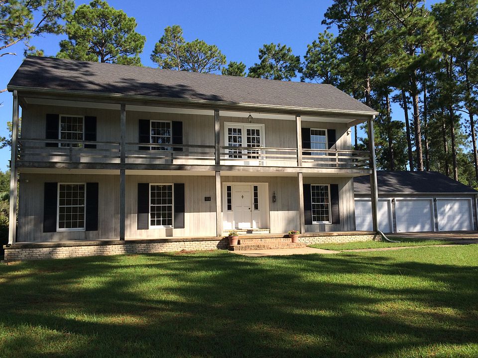 1st image of 111 Camelia Ave