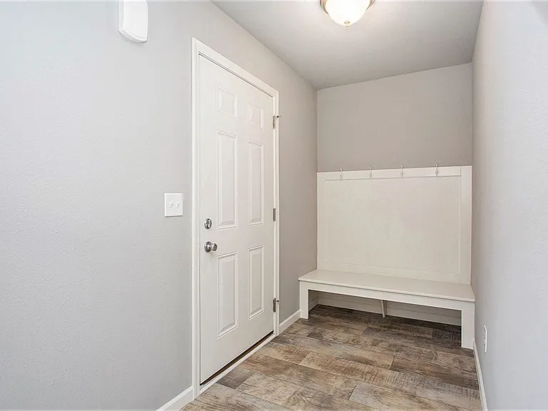 2359 Shadycroft Dr — Photo 12
