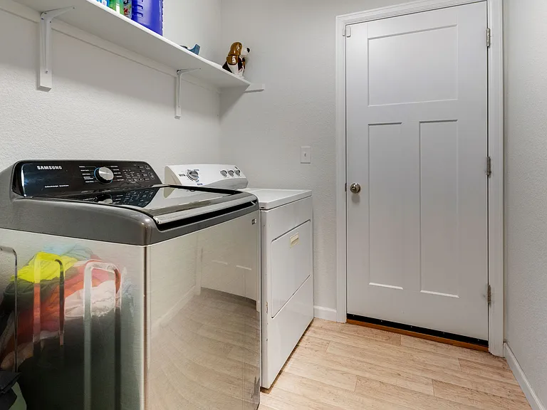 420 S Clarion Dr — Photo 20