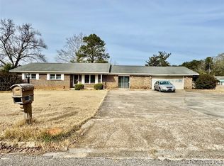 203 W Emerald Dr, Enterprise, AL 36330