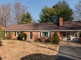 511 Indian Ridge Dr, Lynchburg, VA 24502