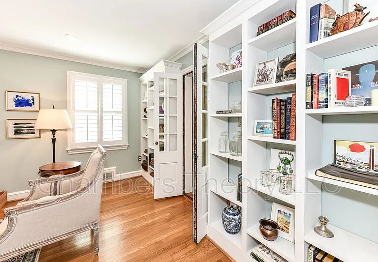 3404 Legation St NW — Photo 7