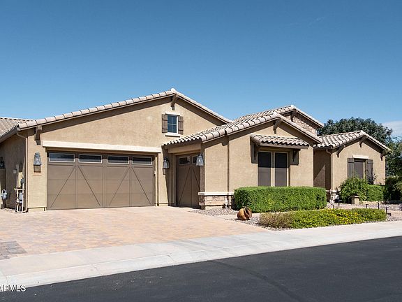 3rd image of 1988 E Blackhawk Drive