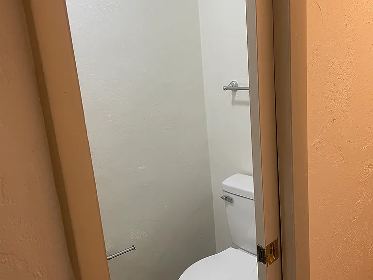 788 Hazelwood Ave #2 — Photo 8