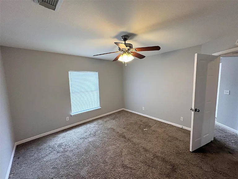 3006 Fort Stockton Dr — Photo 27