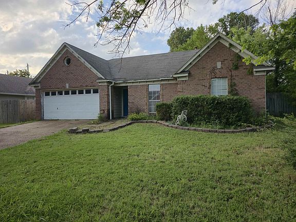 2nd image of 1214 Breezy Gate Dr