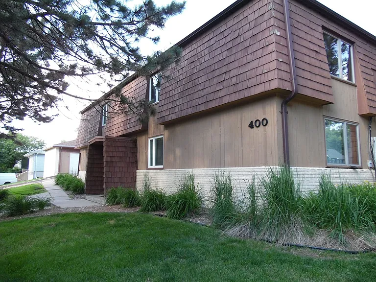 400 N Lake Ave — Photo 3