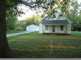 531 Brickyard Rd, Danville, IL 61832