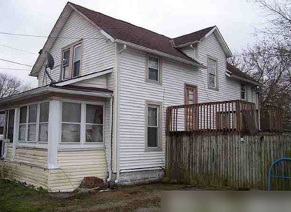 2nd image of 109 E Neff St