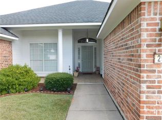 2506 Cole Cir, Bossier City, LA 71111