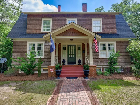 2012 Broad St, Camden, SC 29020