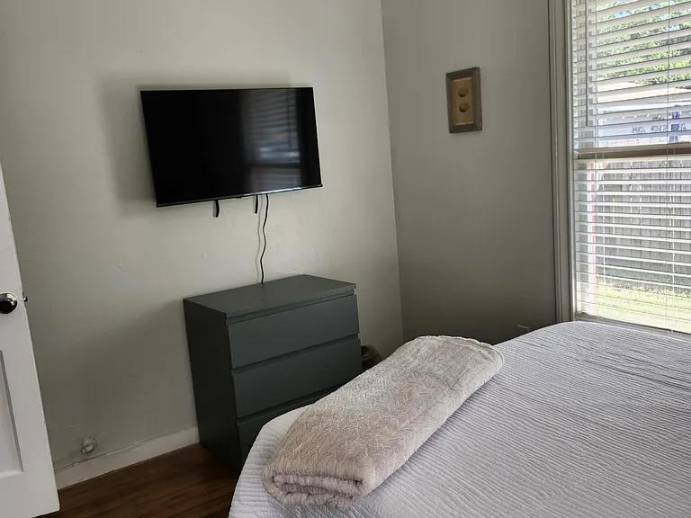 804 Winding Way St — Photo 11