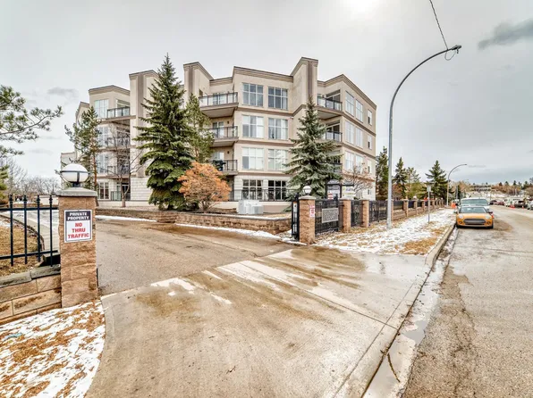 4823 104a St NW #360, Edmonton, AB T6H 0R5