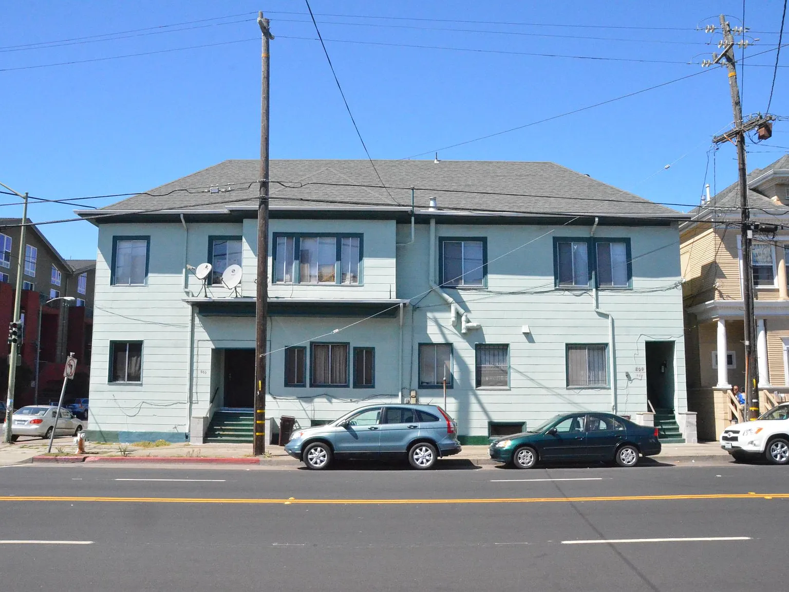3 bed, 1200 sqft, $2,900 — Photo 1