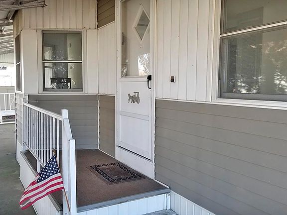 5th image of 703 Fresh Pond Ave Unit 52