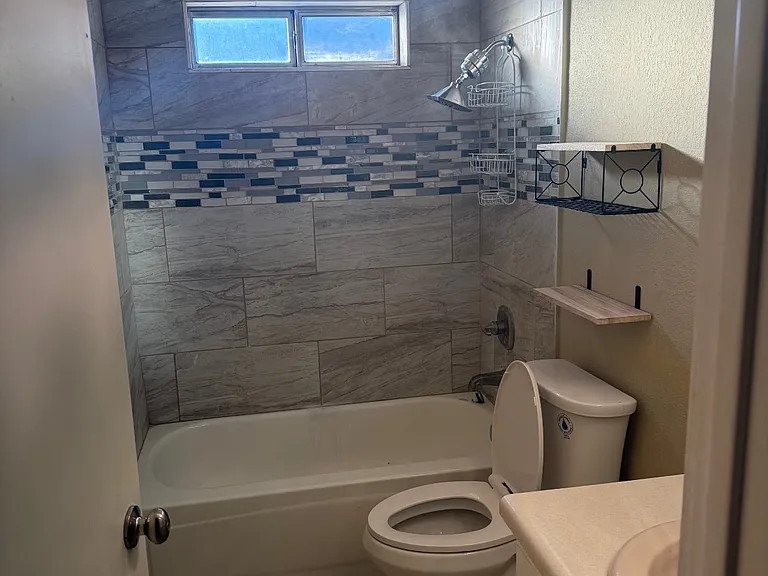 2668 W 12th Pl — Photo 9