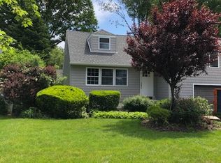 1281 Allen Dr, Seaford, NY 11783