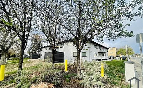 2 bed, $1,695 — Photo 1