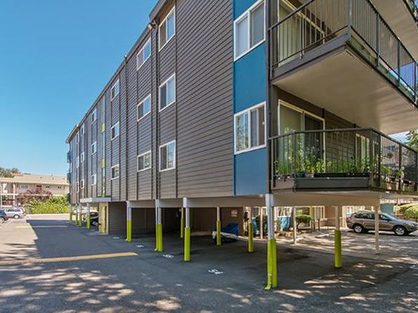 12415 Ambaum Blvd SW #1-207