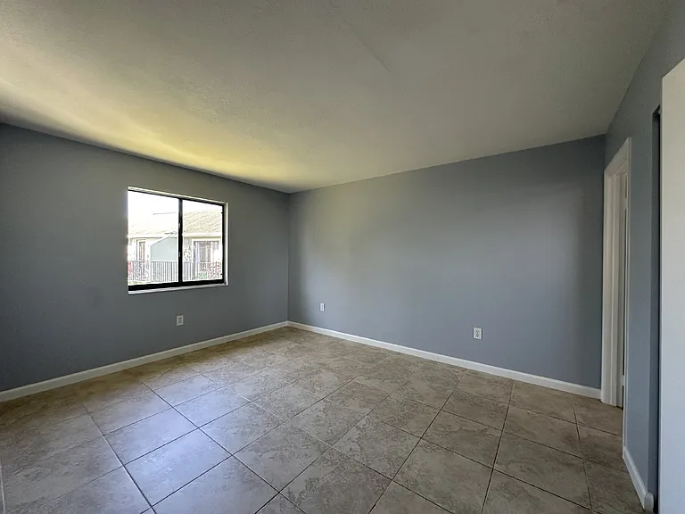 2242 Flower Tree Cir — Photo 7