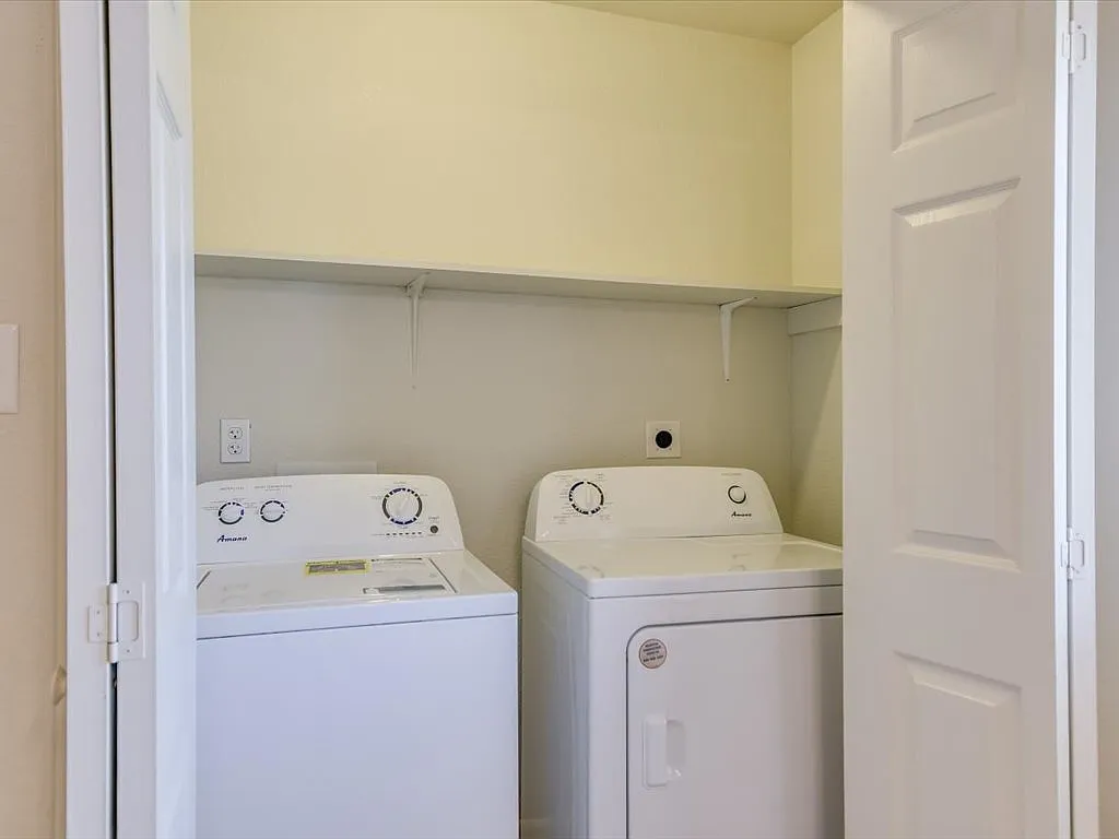 2 bed, 2.0 bath, 1235 sqft, $1,175 — Photo 4