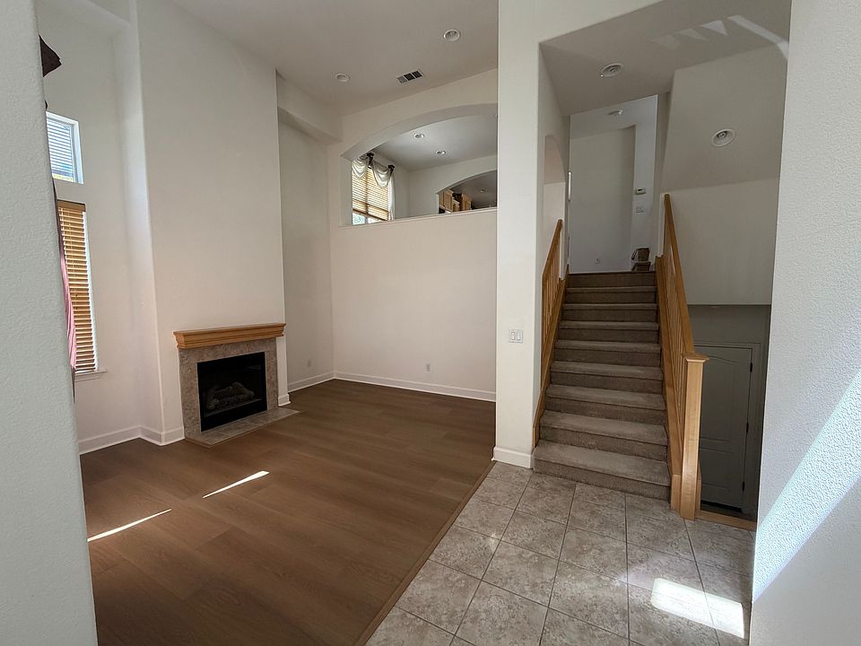 1st image of 11520 Bianchini Ln