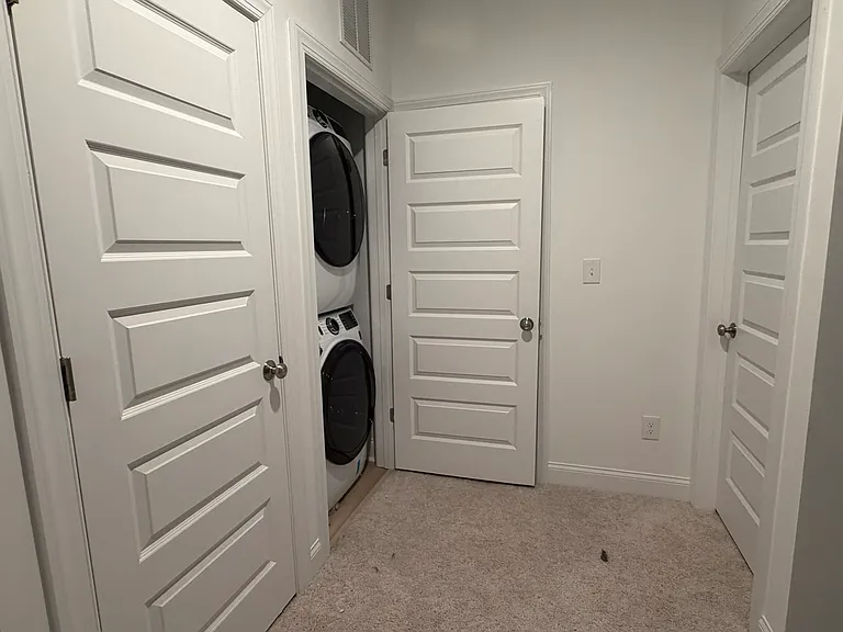 618 Market Grove Dr #100 — Photo 14