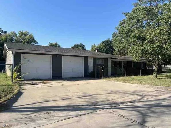 1527 W Dora Ave, Wichita, KS 67213
