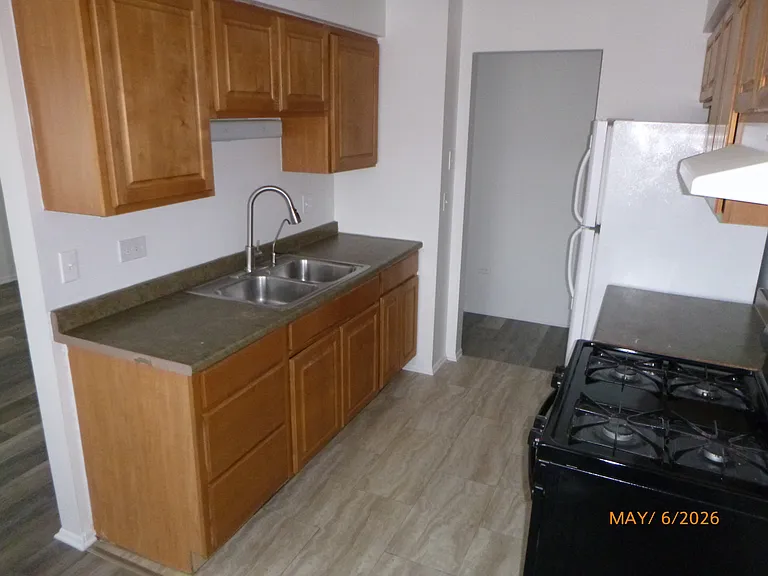 8647 1/2 W Foster Ave #1B — Photo 7