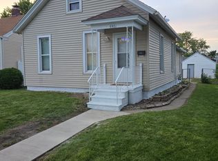 640 21st Ave SW, Cedar Rapids, IA 52404