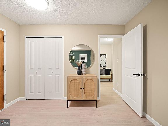 4th image of 1800 Old Meadow Rd APT 1619